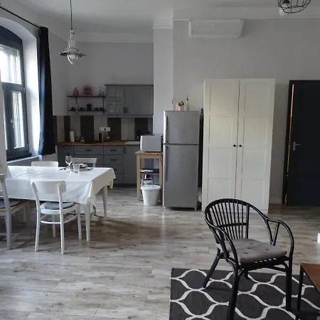 Daire Ovaros Veszprém