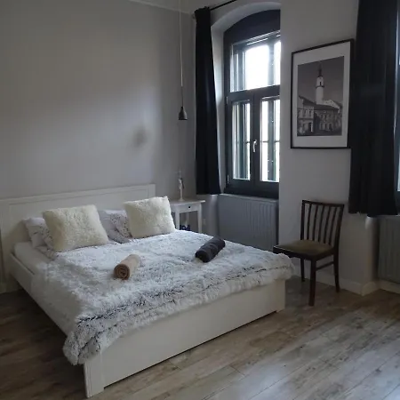 Ovaros Daire Veszprém