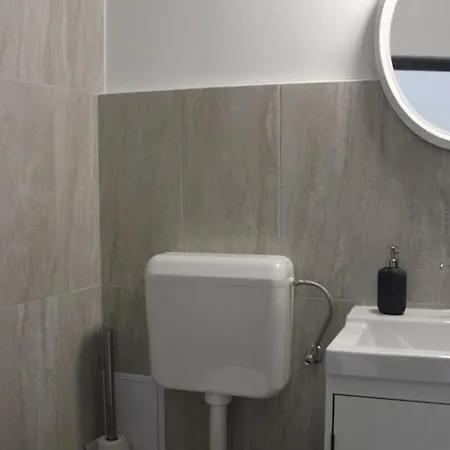 Ovaros Daire Veszprém