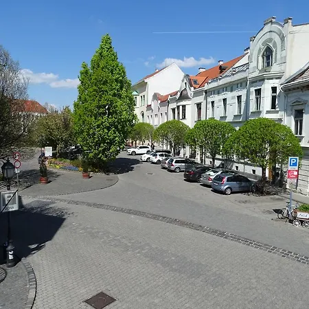 óváros